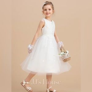 Lace and tulle flower girl dresses